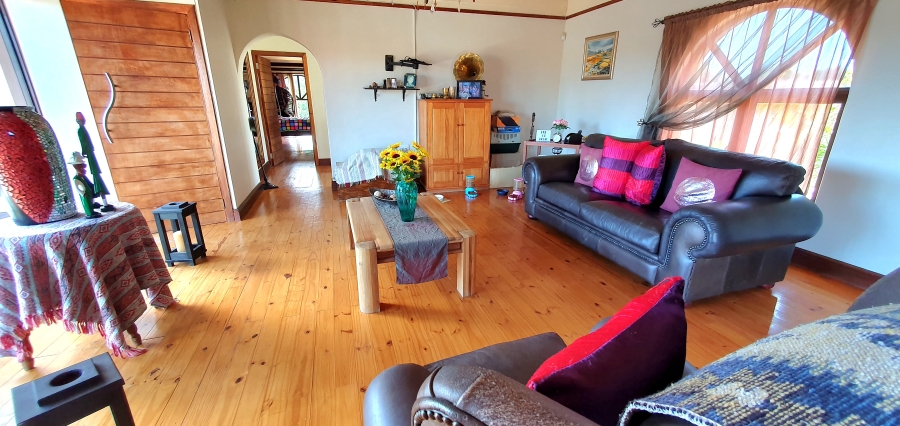 4 Bedroom Property for Sale in Strelitzia Park Eastern Cape